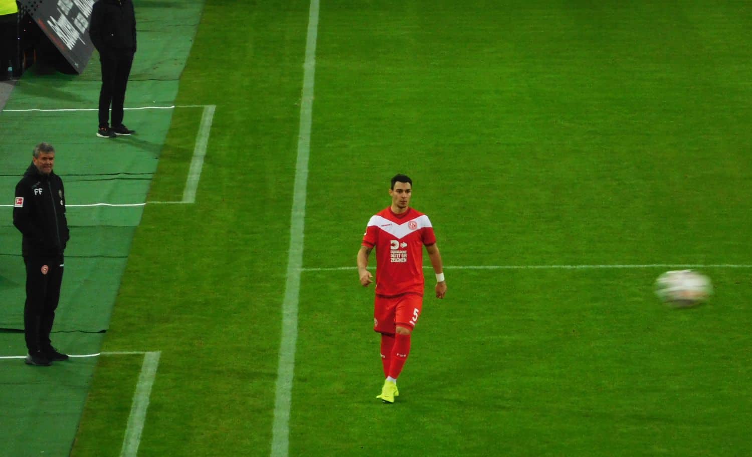 Kaan Ayhan und Friedhelm Funkel; da war noch alles okay (Foto: FP)