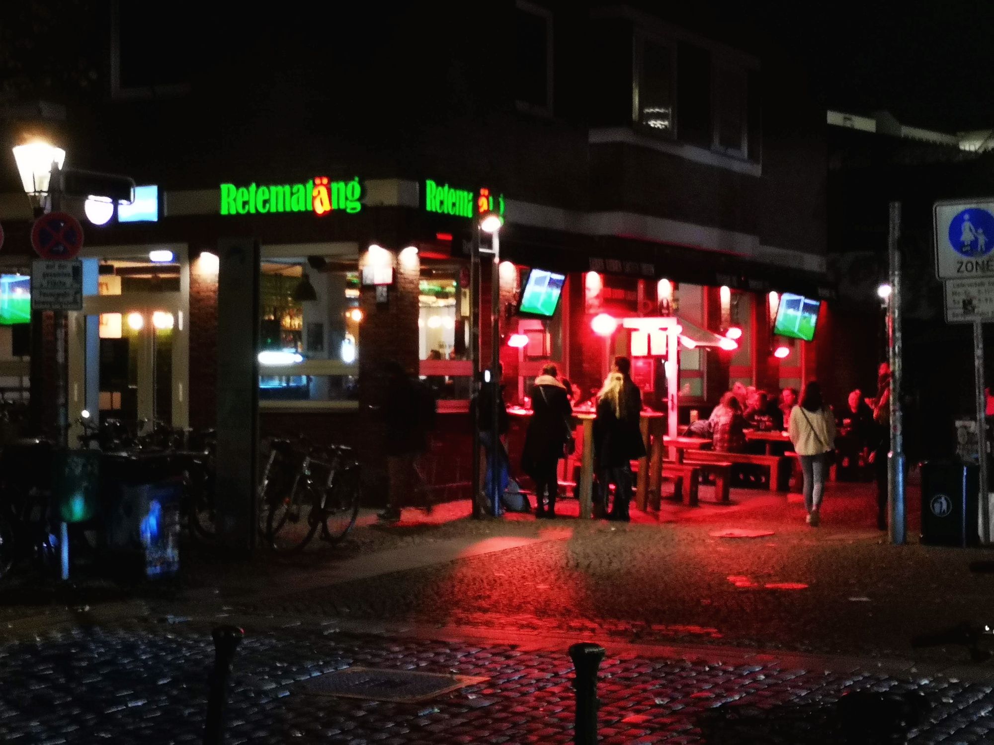 Stammquartier der Expertenrunde: die Retematäng (Foto: FP)