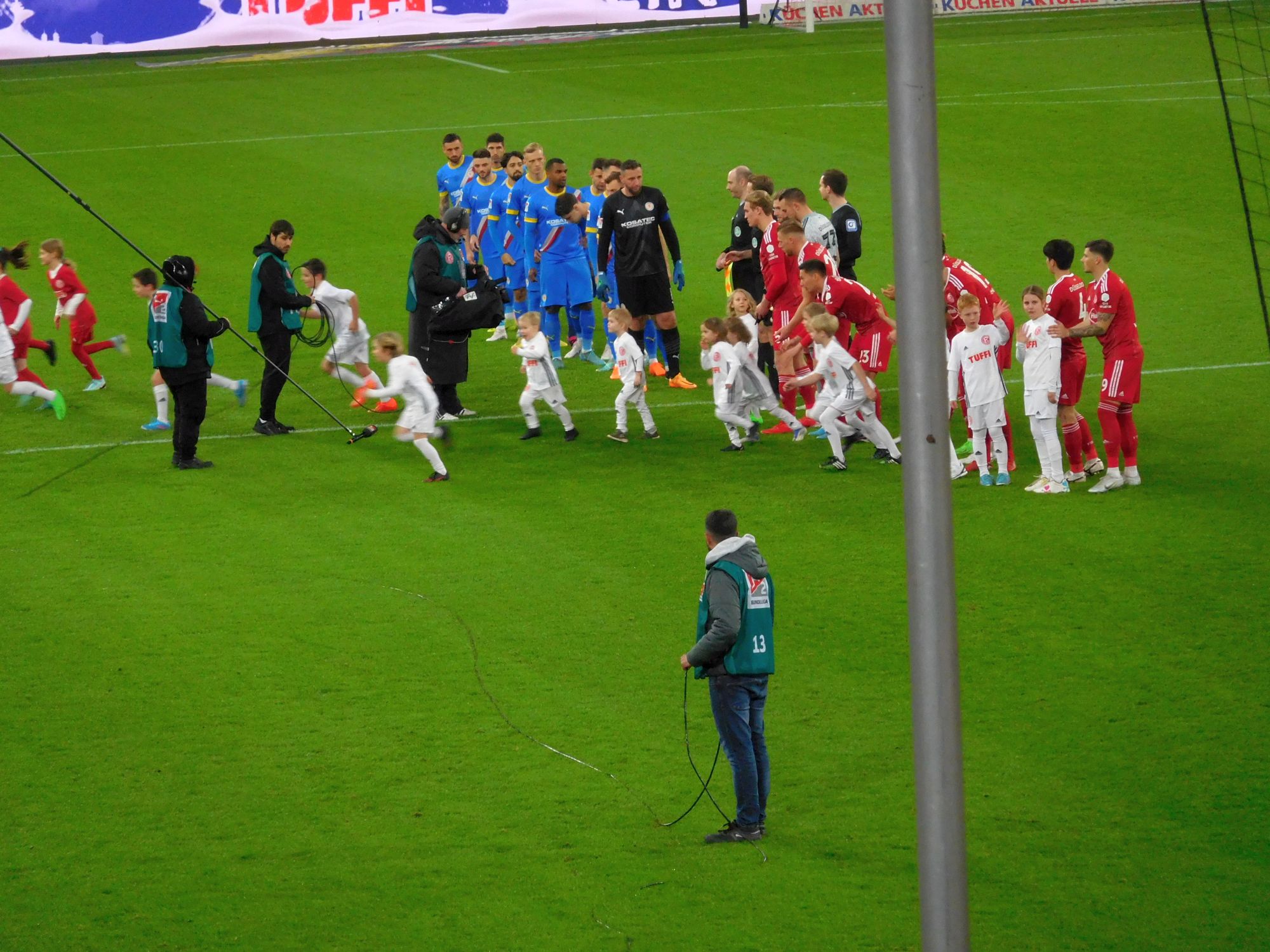 F95 vs Braunschweig: Der klassische Kinderauflauf (Foto: FP)