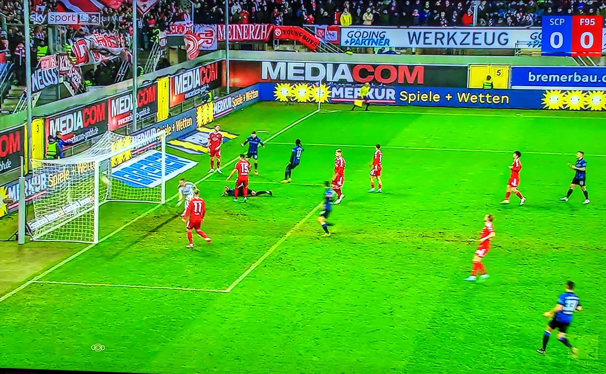 SCP vs F95: Kollektive Fehler vor dem 1:0 (Screenshot: Sky)