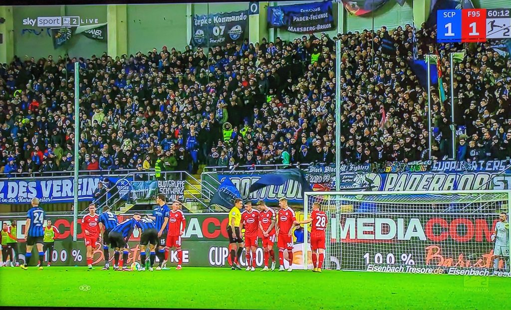 SCP vs F95: Da war noch alles in Ordnung (Screenshot: Sky)