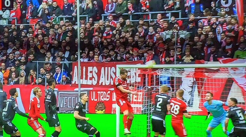 F95 vs SVS: Feiner Kopfball von Hoffmann (Screenshot: ARD Sportschau)