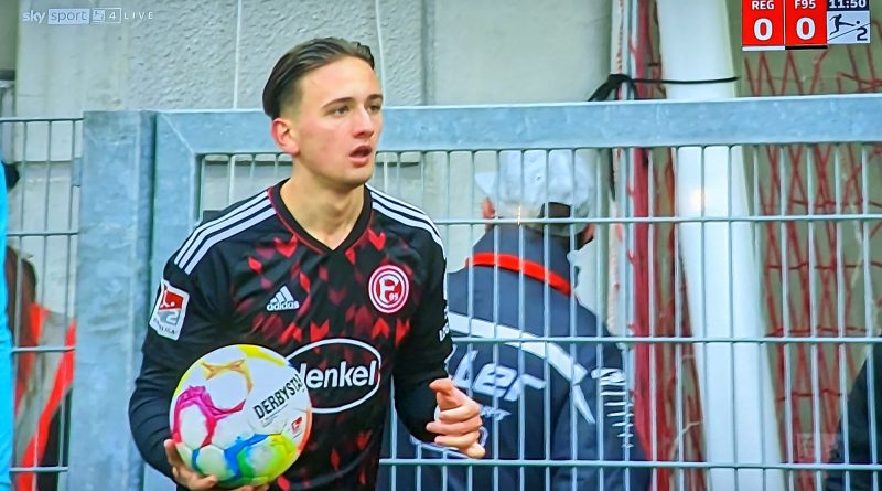 Das war ja ein polyvalenter Linksfuß: Micky Karbownik (Screenshot Sky)