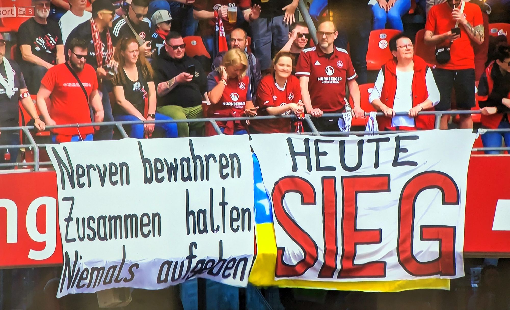 FCN vs F95: Die Glubberer haben ihre Fans nicht enttäuscht (Screenshot: Sky)