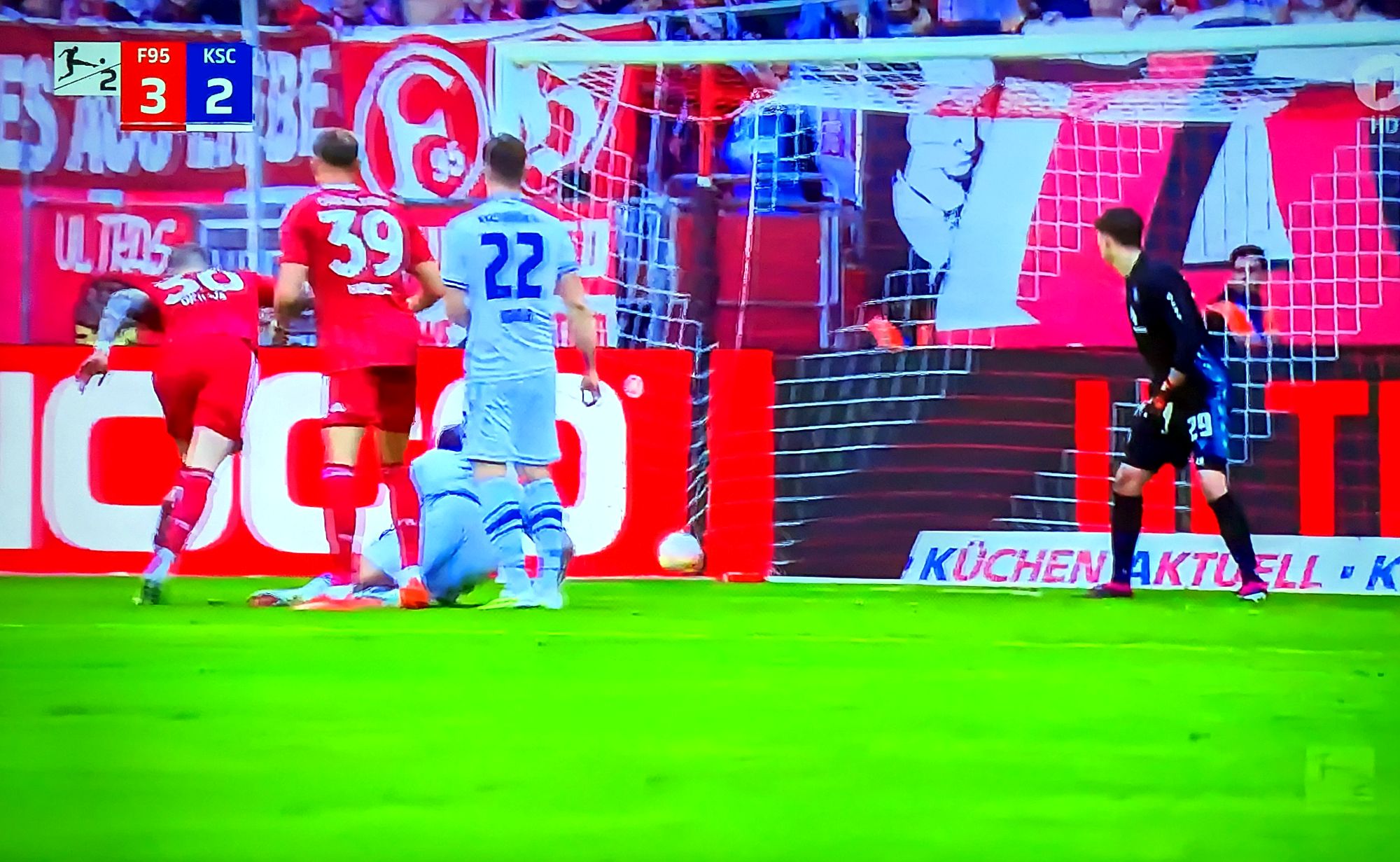 F95 vs KSC: Jordy de Wijs macht das Siegtor (Screenshot: ARD Sportschau)