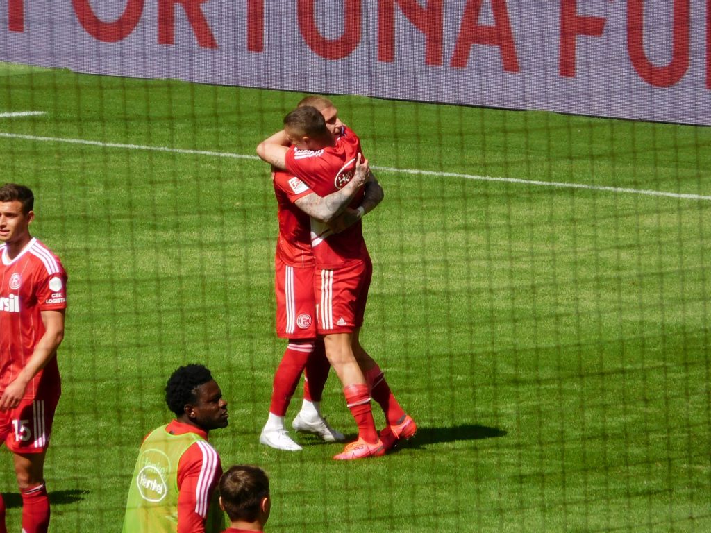 F95v vs KSC: Alle wollen Jordy knutschen (Foto: FP)