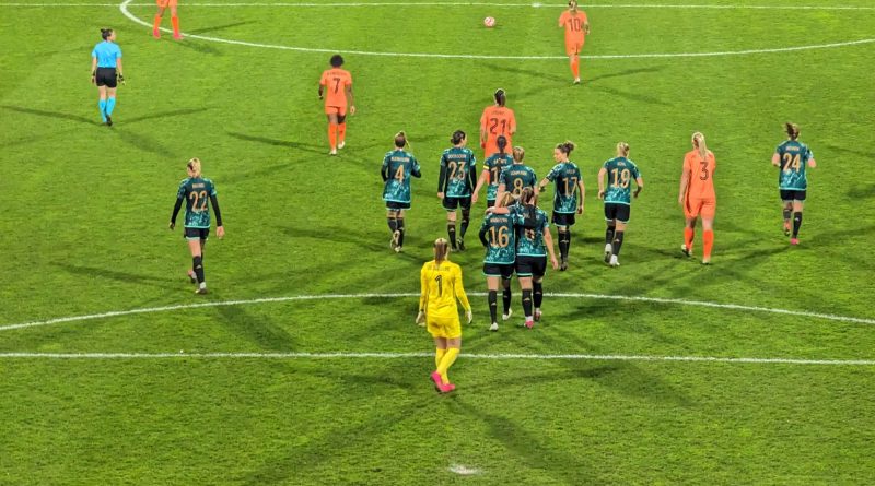 Niederlande vs Deutschland in Sittard: Nach dem 1:0 für Schland (Foto: FP)