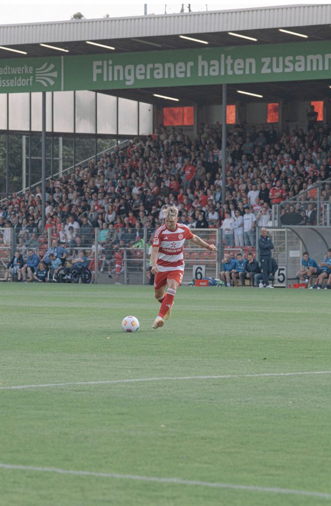 F95 vs Bochum: Felix Klaus - nur einer von vielen Erblondeten (Foto: Sandra Drljaca)