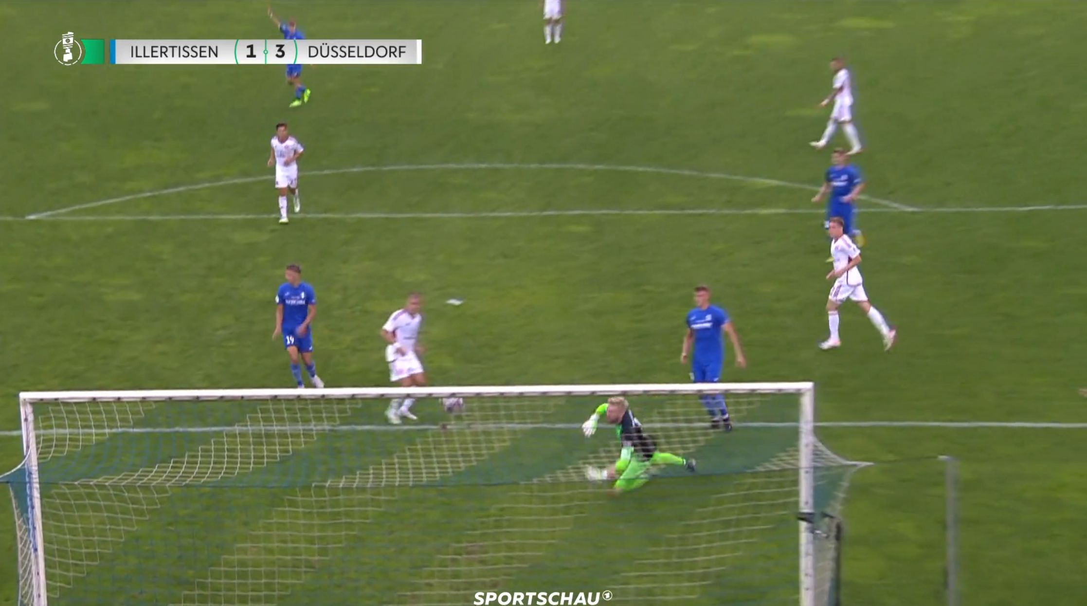 Illertissen vs F95: Traumkombi zum 3:1 durch Christos Tzolis (Screenshot: Sky)
