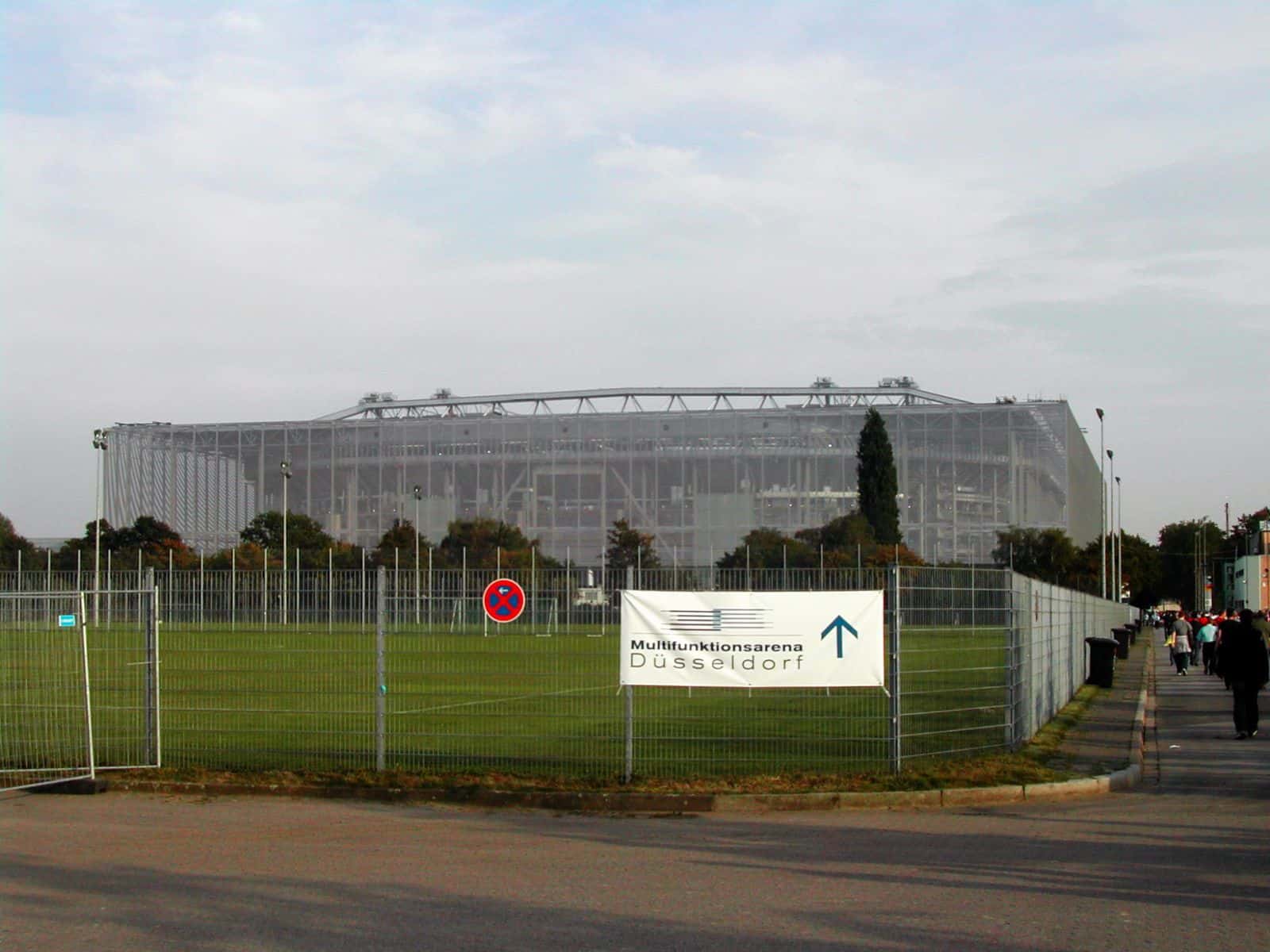 Die Multifunktionsarena vor dem Softopening 2004 (Foto: FP)