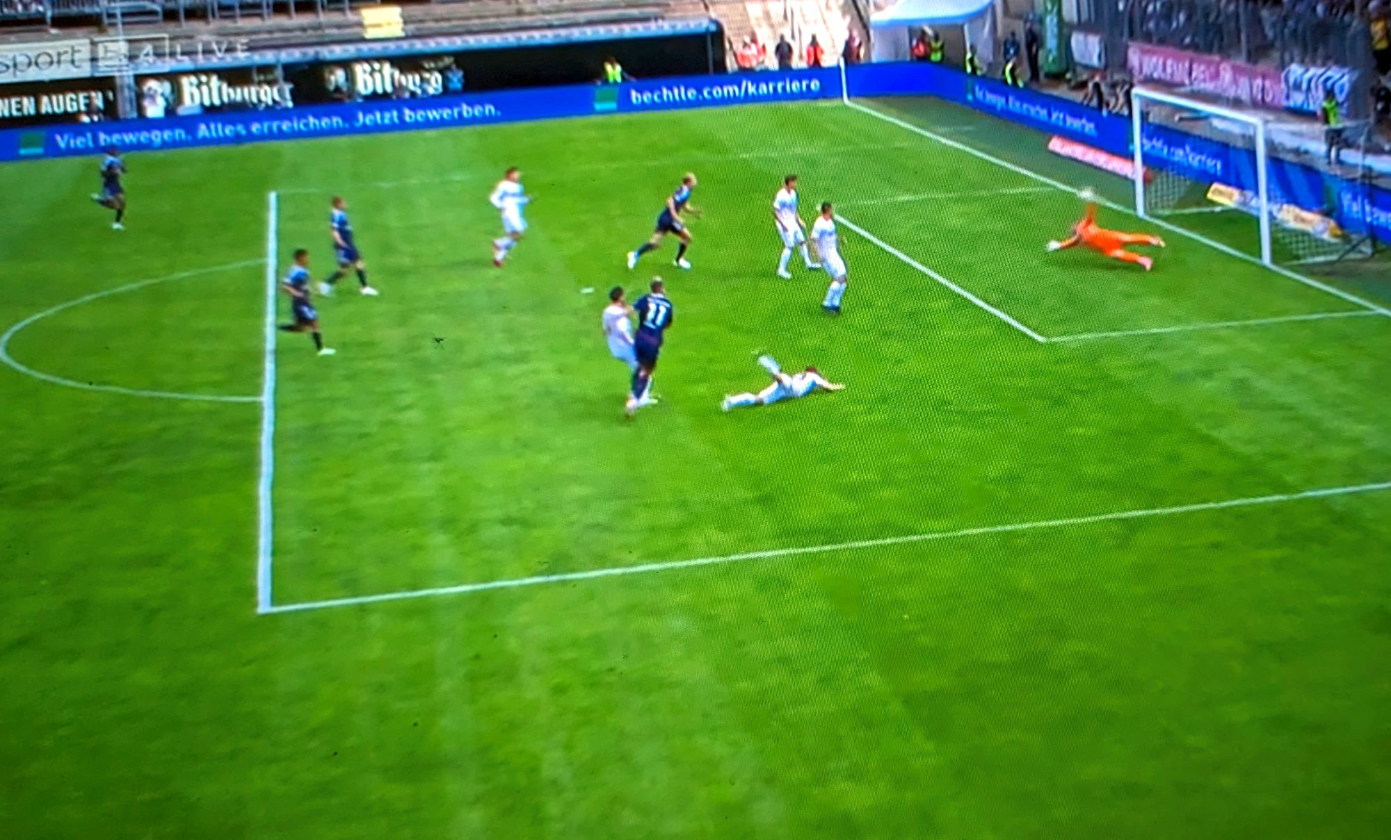 Elversberg vs F95: Ja, doch, Felix Klaus kann auch knipsen - hier zum 1:0 (Screenshot Sky)