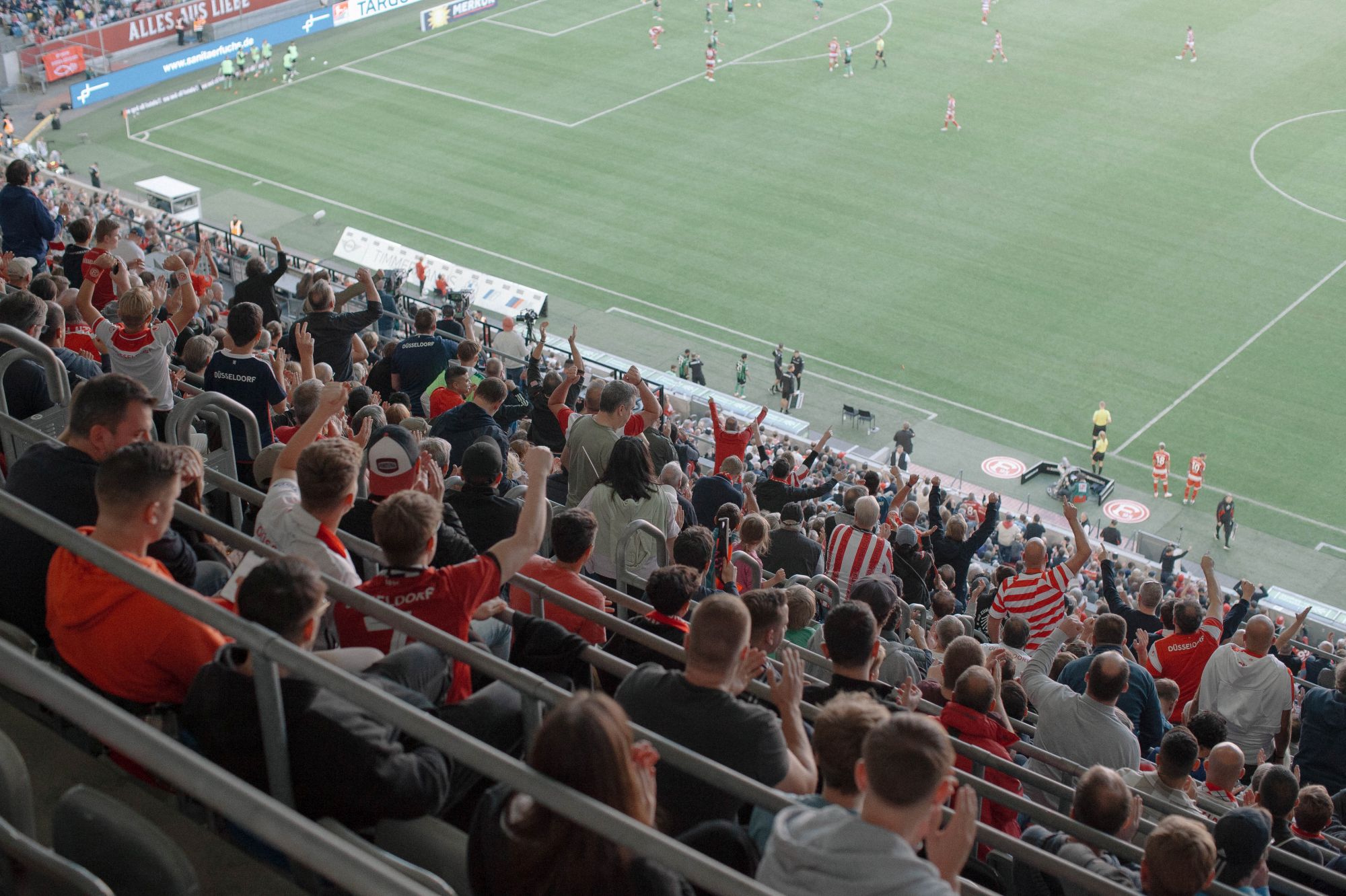 F95 vs Hannover: Ganz oben (Foto: Sandra Drljaca)