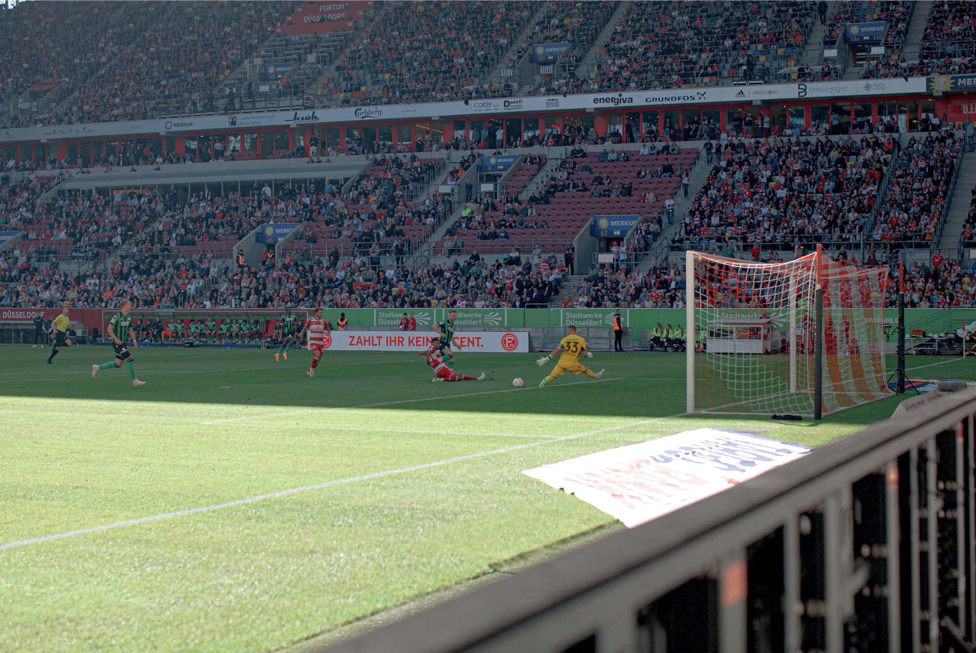 F95 vs Hannover: Kaste hält (Foto: Sandra Drljaca)