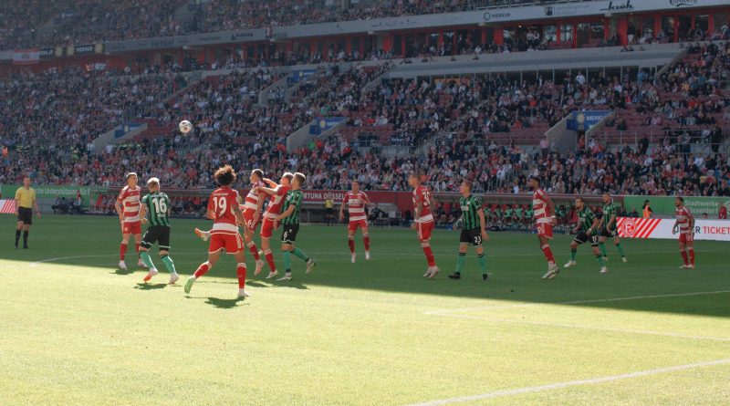 F95 vs Hannover: Intensive Mehrkämpfe (Foto: Sandra Drljaca)