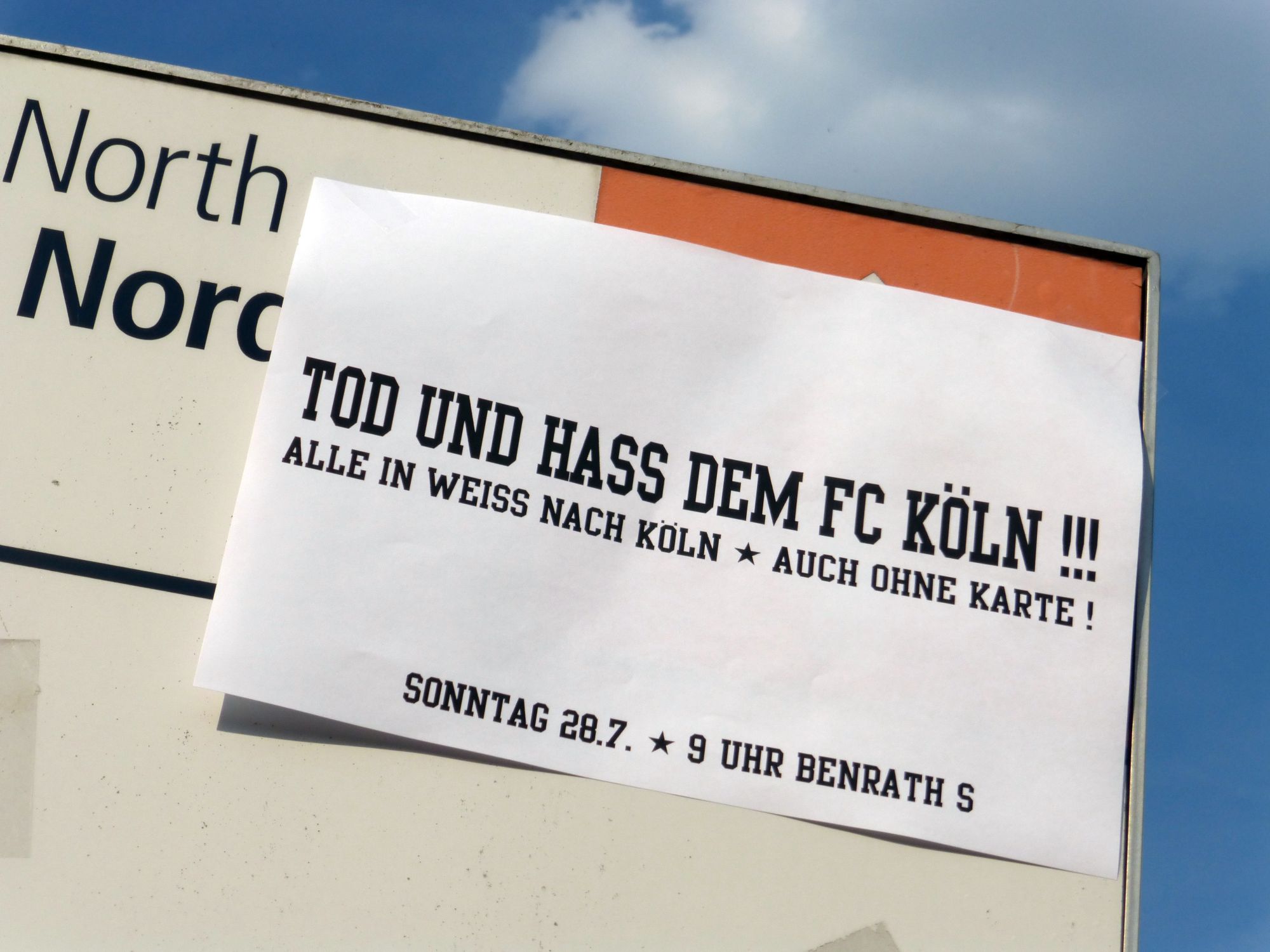 Aufruf zur Zerstörung des Müngersdorfer Stadions (Foto: FP)