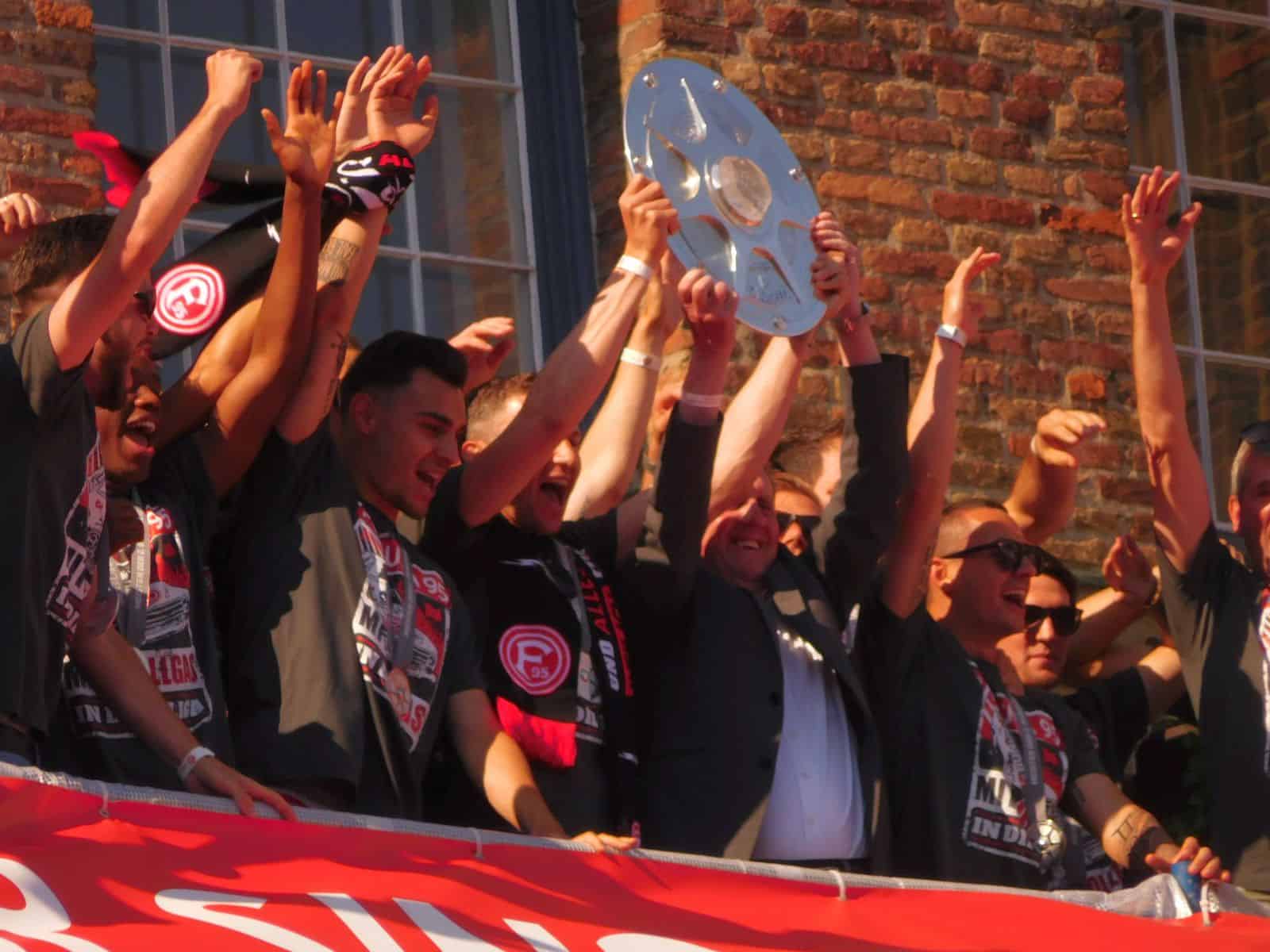 Freude über die Felge 2018 (Foto: FP)