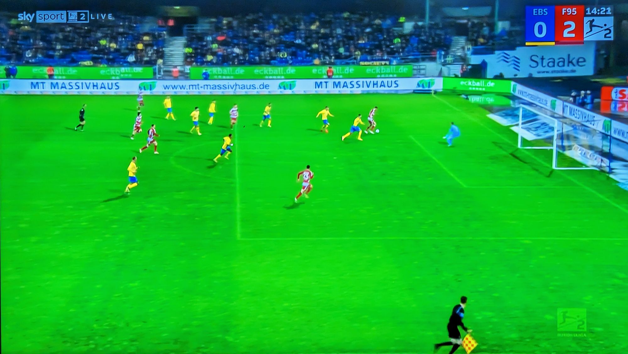 Braunschweig vs F95: Tzolis auf Vermeij - und schon stand's 2:0 (Screenshot Sky)