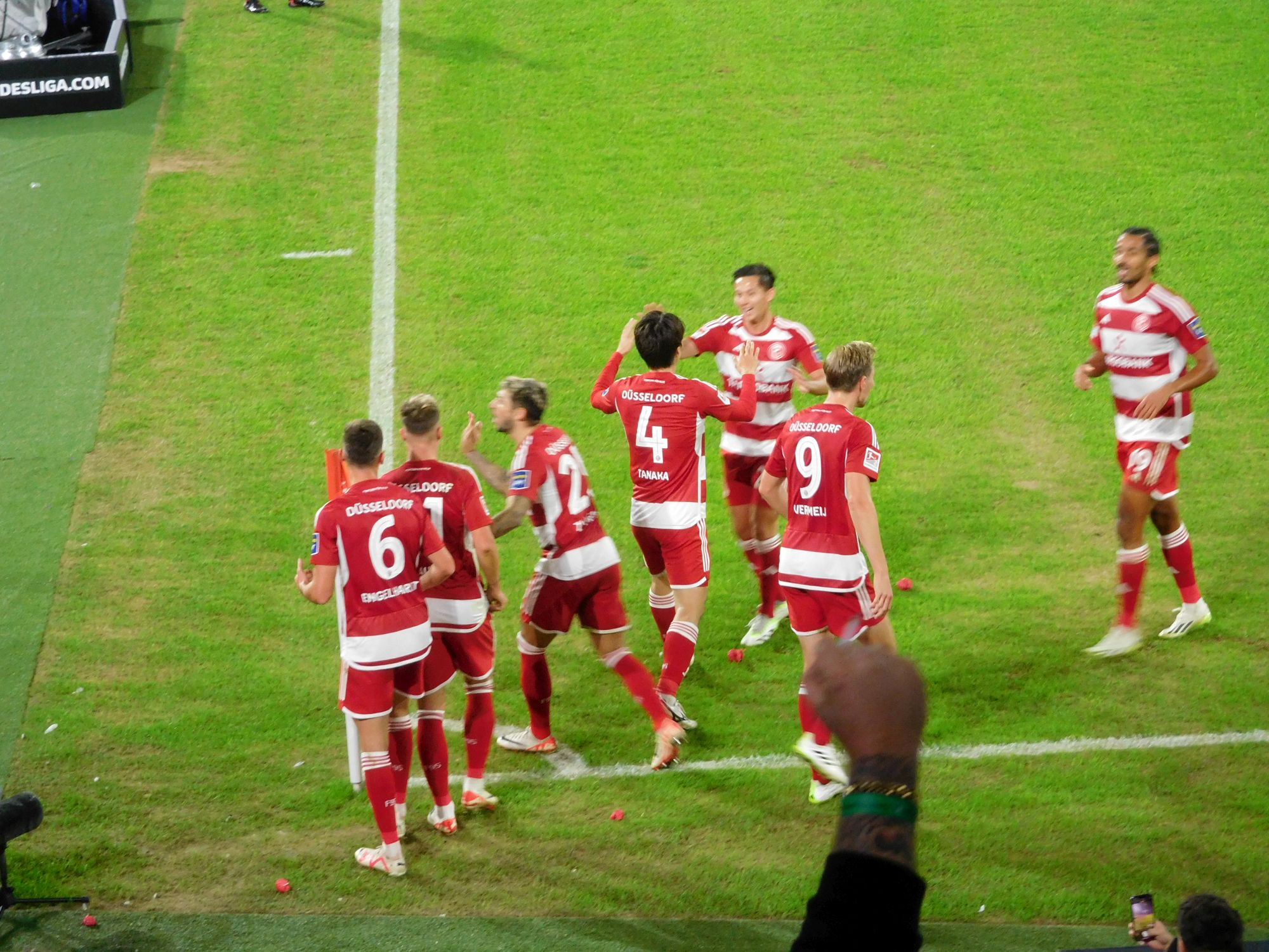 F95 vs K'lautern: Viel Bier in der Luft nach dem Ausgleich (Foto: FP)