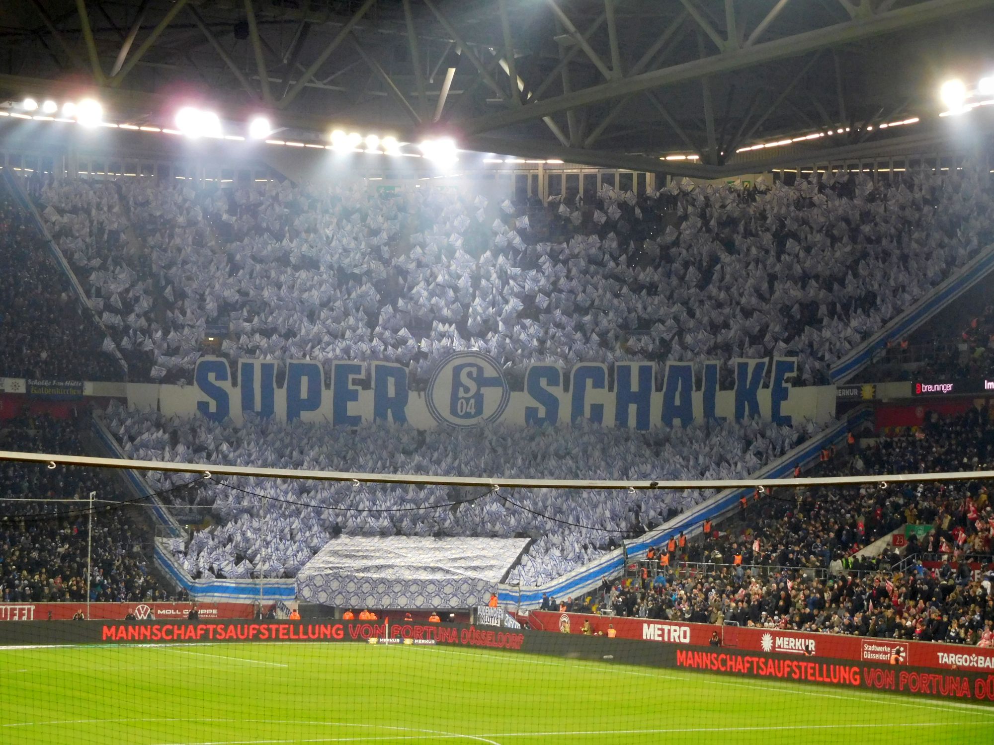 F95 vs Schalke: Schicke Schalker Choreo (Foto: FP)