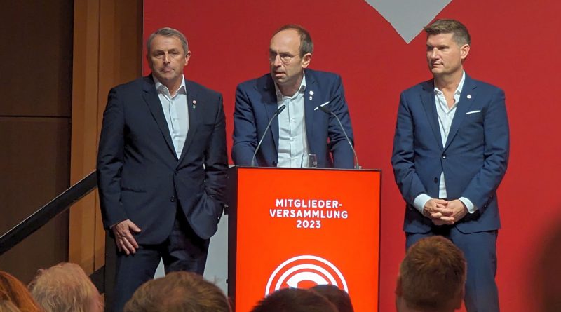 Der Vorstand verteidigt seine Haltung zum DFL-Investoren-Themas (Foto: FP)