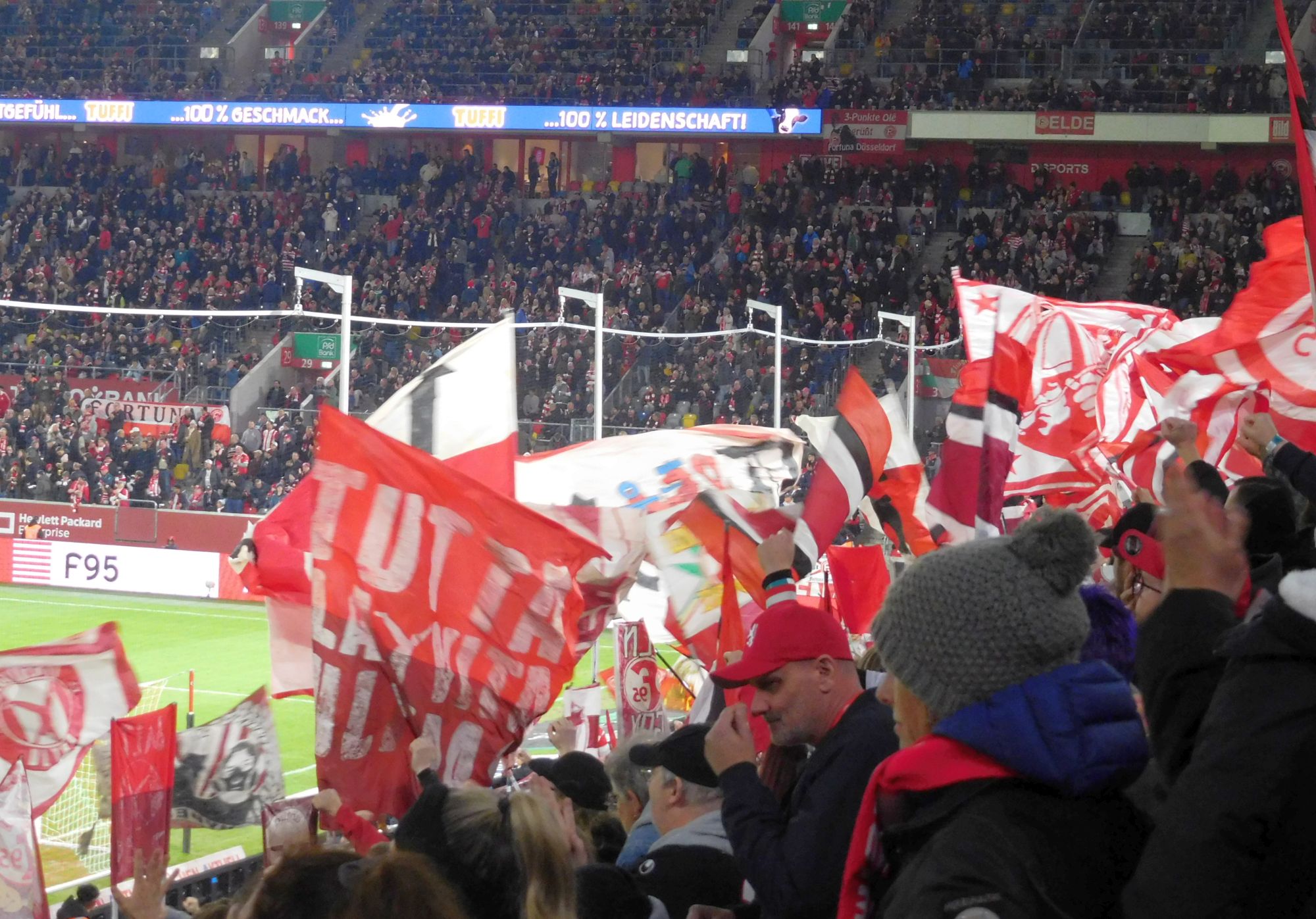 F95 vs Wehen: Normale Stümmung auf der Süd (Foto: FP)