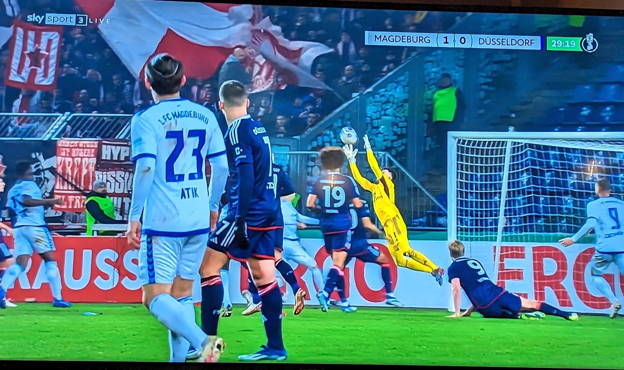 Magdeburg vs F95: Niemczycki zeigt eine seiner Paraden (Screenshot Sky)