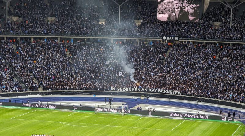 Hertha vs F95: Würdiges Gedenken (Foto: FP)