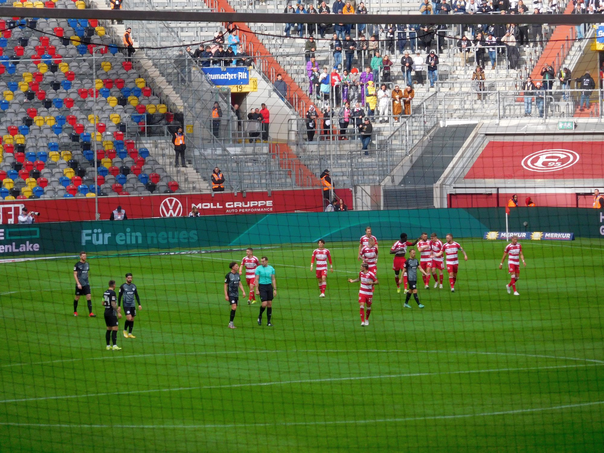F95 vs Elversberg: Nach dem 1:0 (Foto: FP)