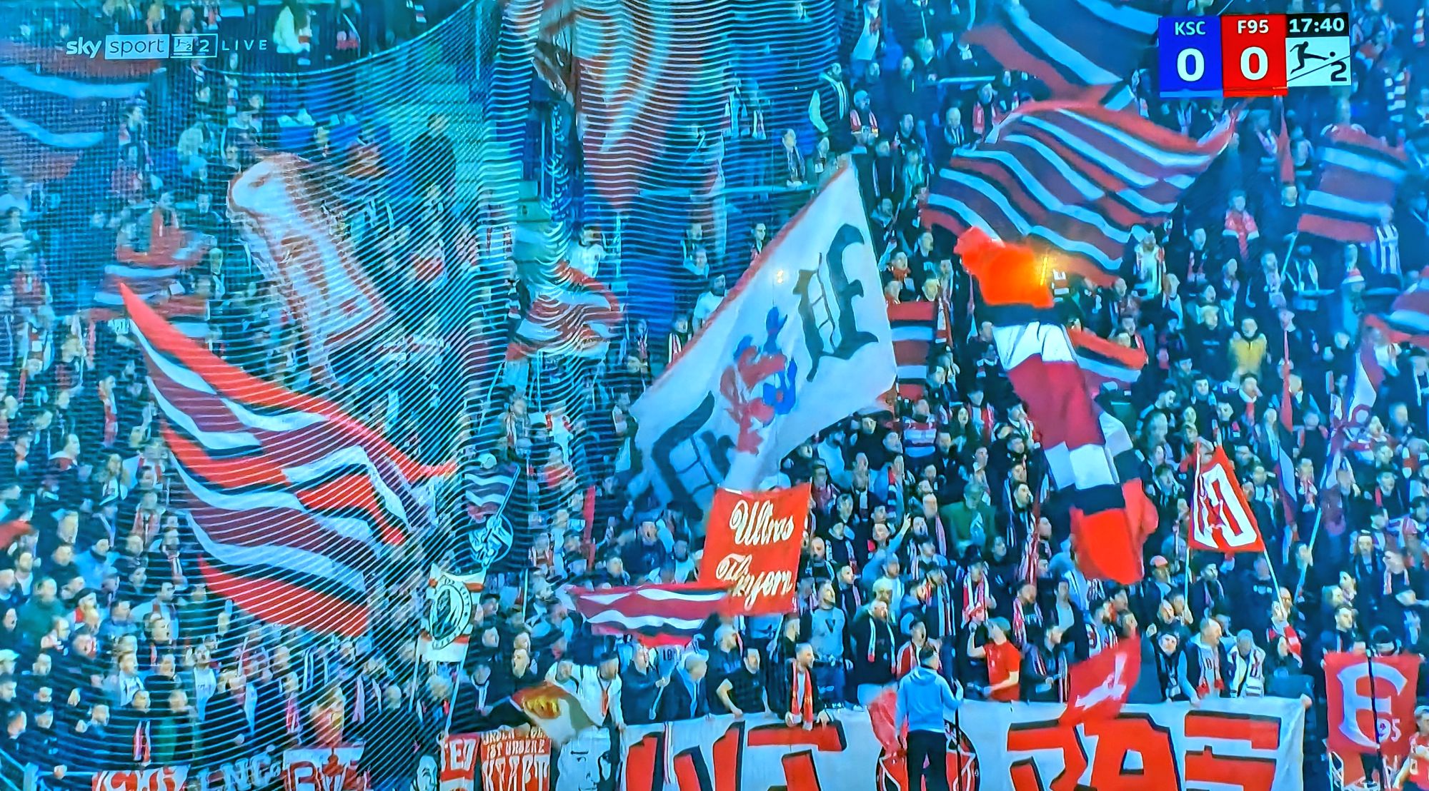 KSC vs F95: Der mächtige Fortuna-Block (SCreenshot Sky)
