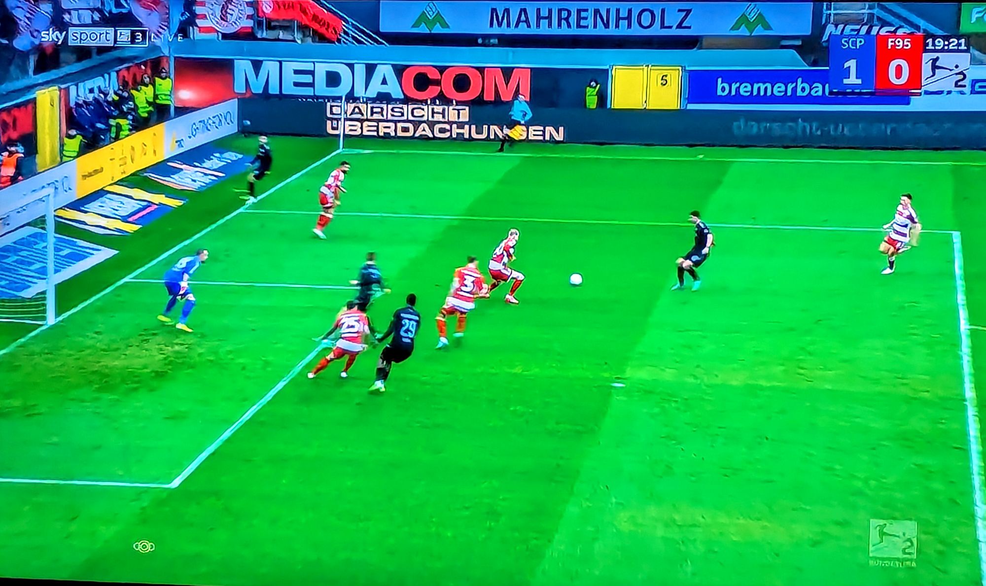 Paderborn vs F95: So einfach fiel das 2:0 (Screenshot Sky)