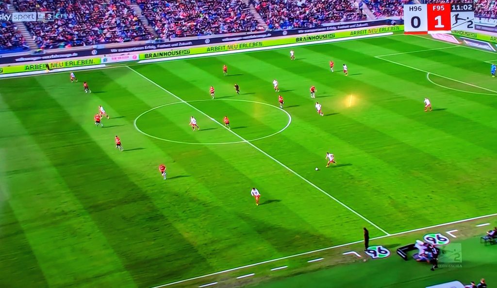 Hannover vs F95: Im Niedersachsenstadion (Screenshot Sky)