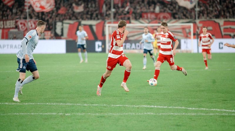 F95 vs HSV: Und wieder ein Konter... (Foto: Sandra Drljaca)