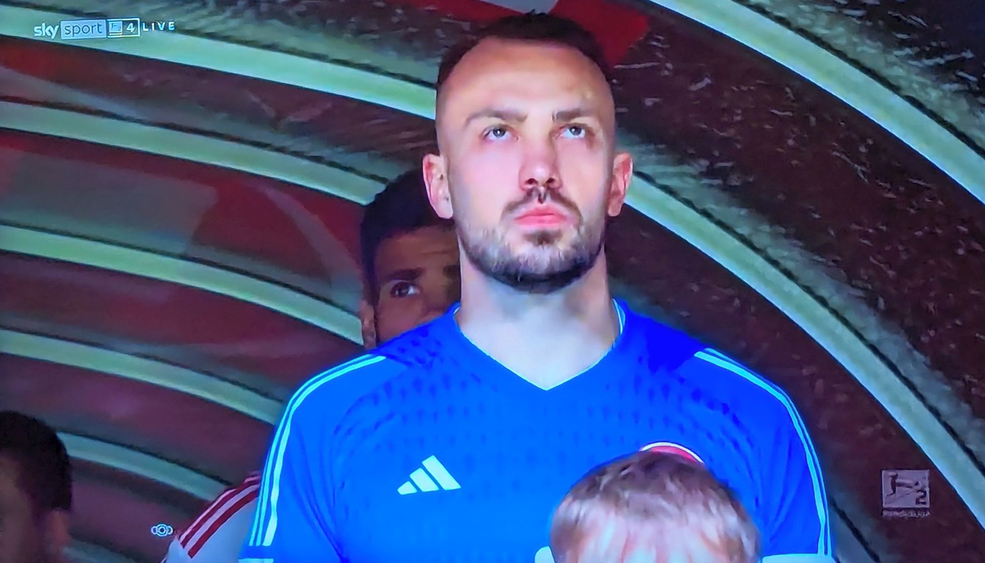 Kaiserslautern vs F95: Kastenmeier - voll konzentriert vor dem Spiel (Screenshot Sky)