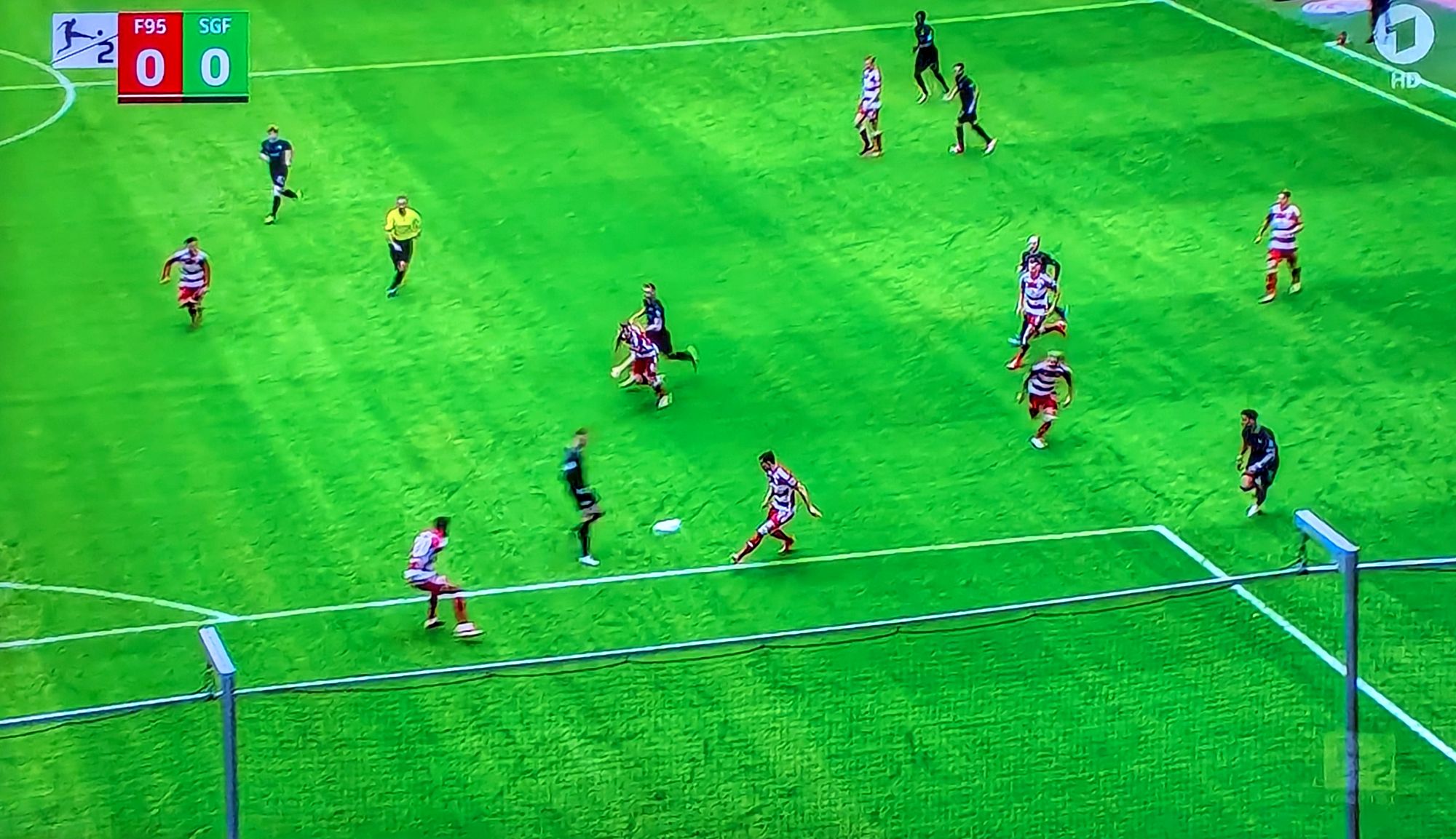 F95 vs Fürth: Nein, das war kein Elfer (Screenshot ARD)