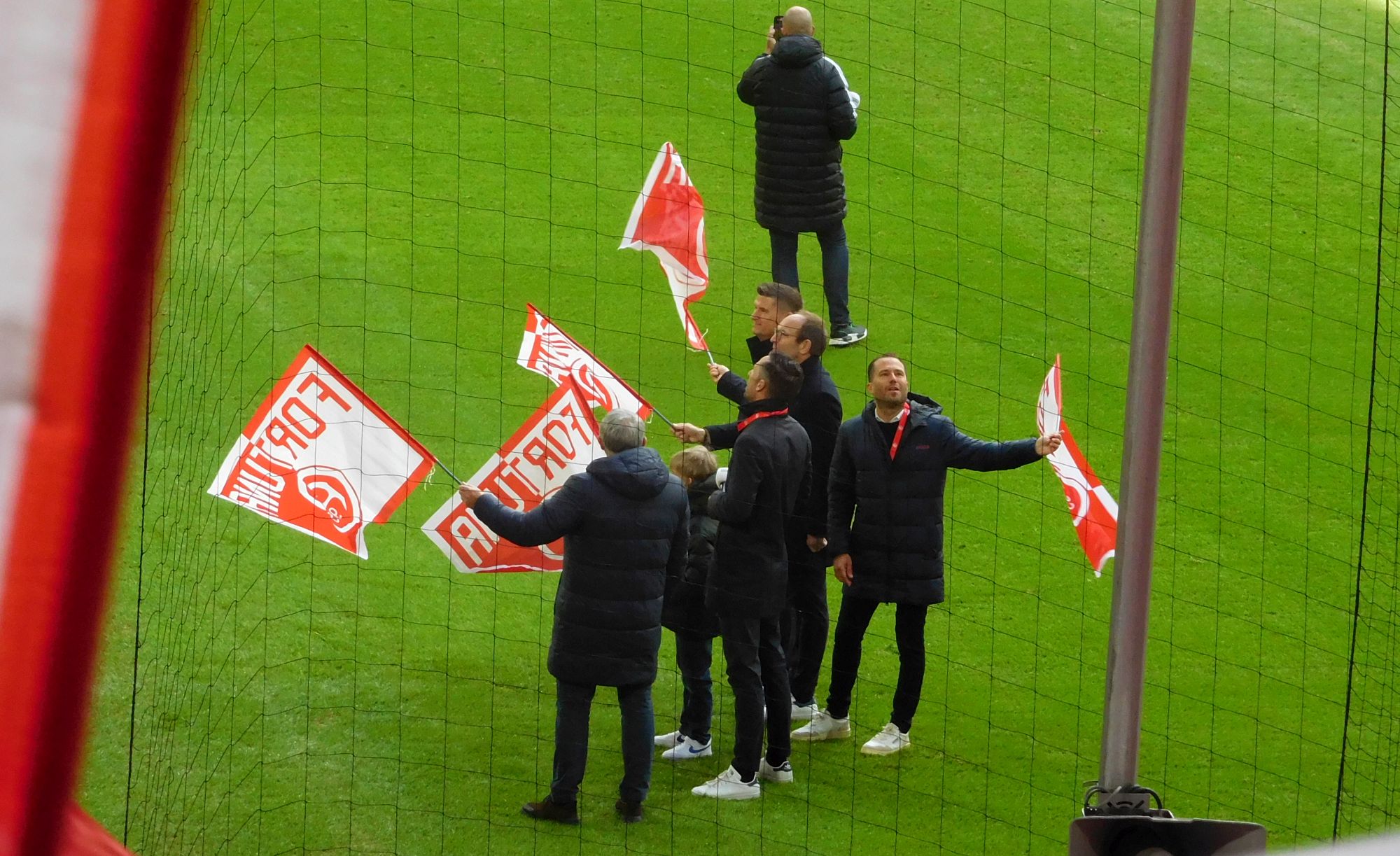 F95 vs Fürth: Vorstand und Aufsichtsratsvorsitzender wedeln für Aleks (Foto: FP)