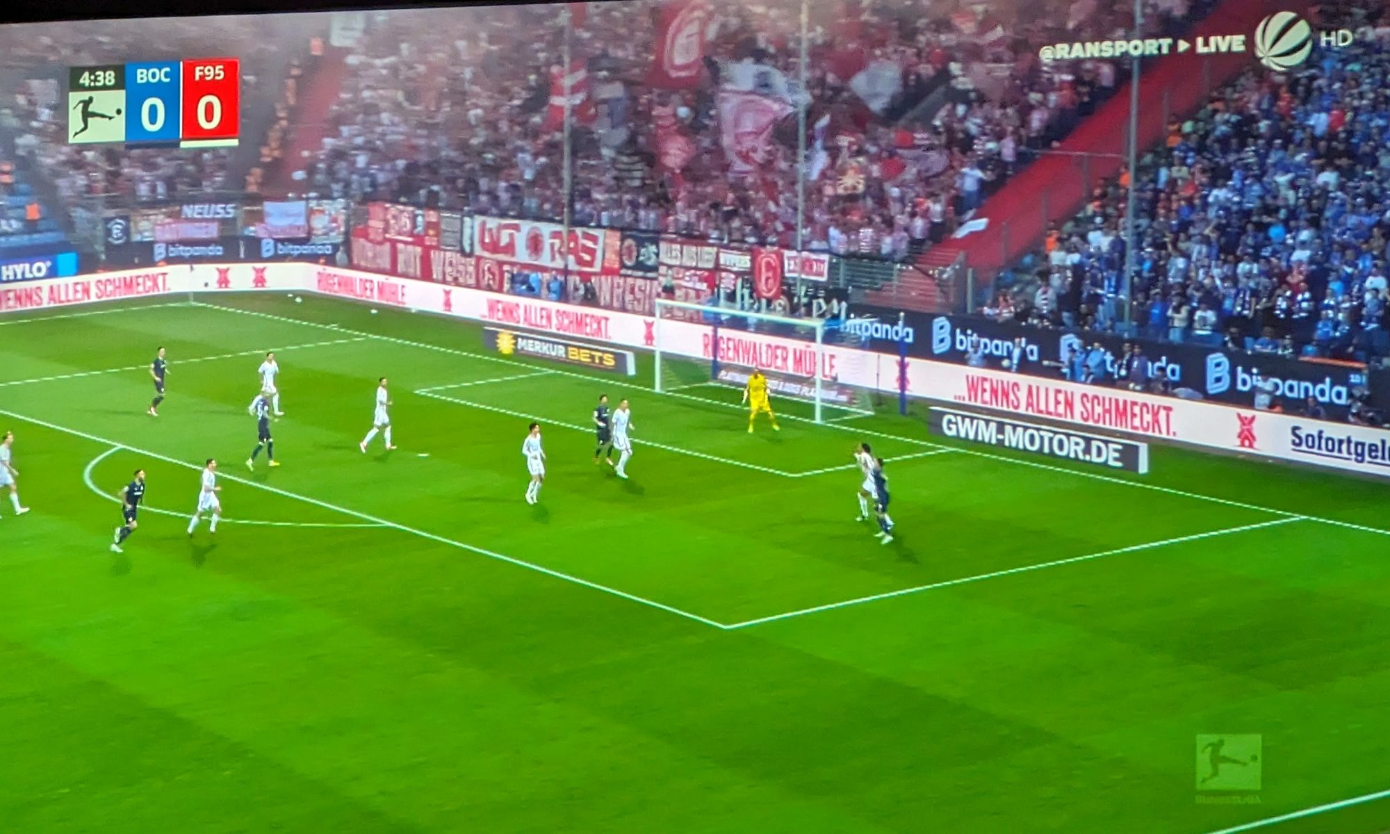 Bochum vs F95: In der ersten Halbzeit ständig unter Druck (Screenshot Sat1)