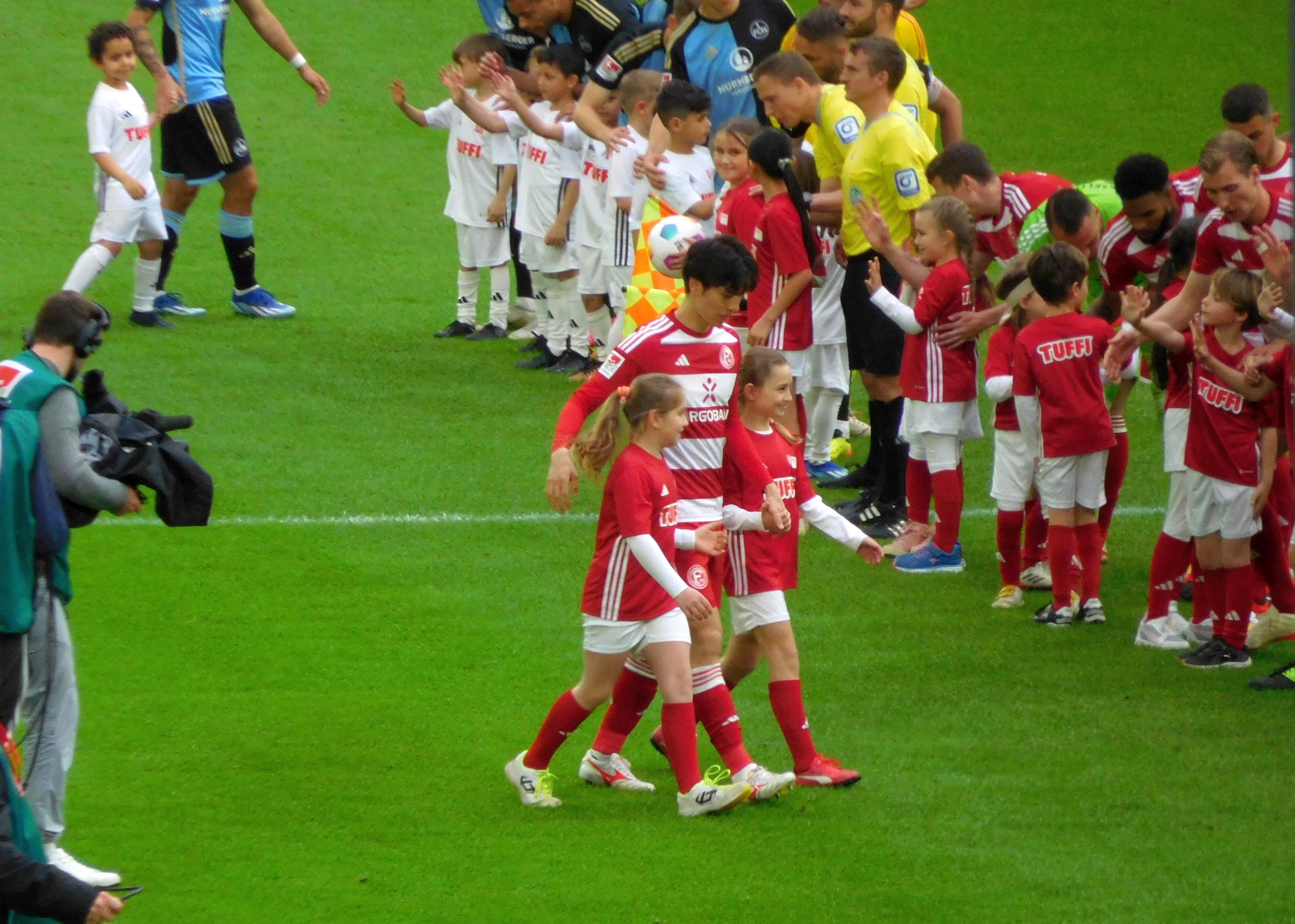 F95 vs Nürnberg: Ao Tanaka läuft auf (Foto: FP)