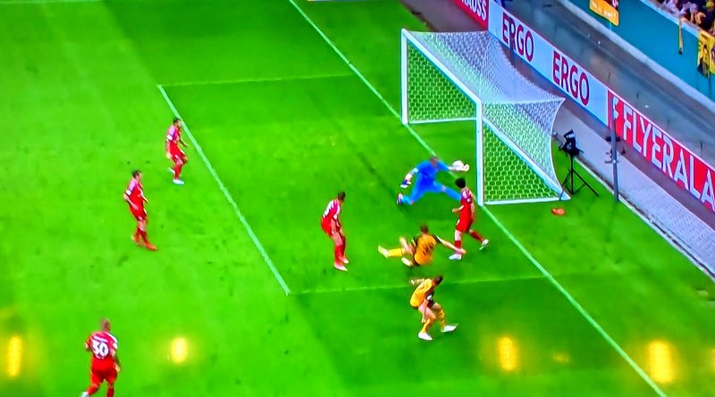 Dresden vs F95: Ausgerechnet Daferner... (Screenshot Sky)