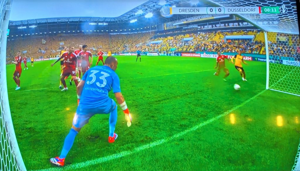Dresden vs F95: Knapp vorbei am 2:0 für die SGD (Screenshot Sky)
