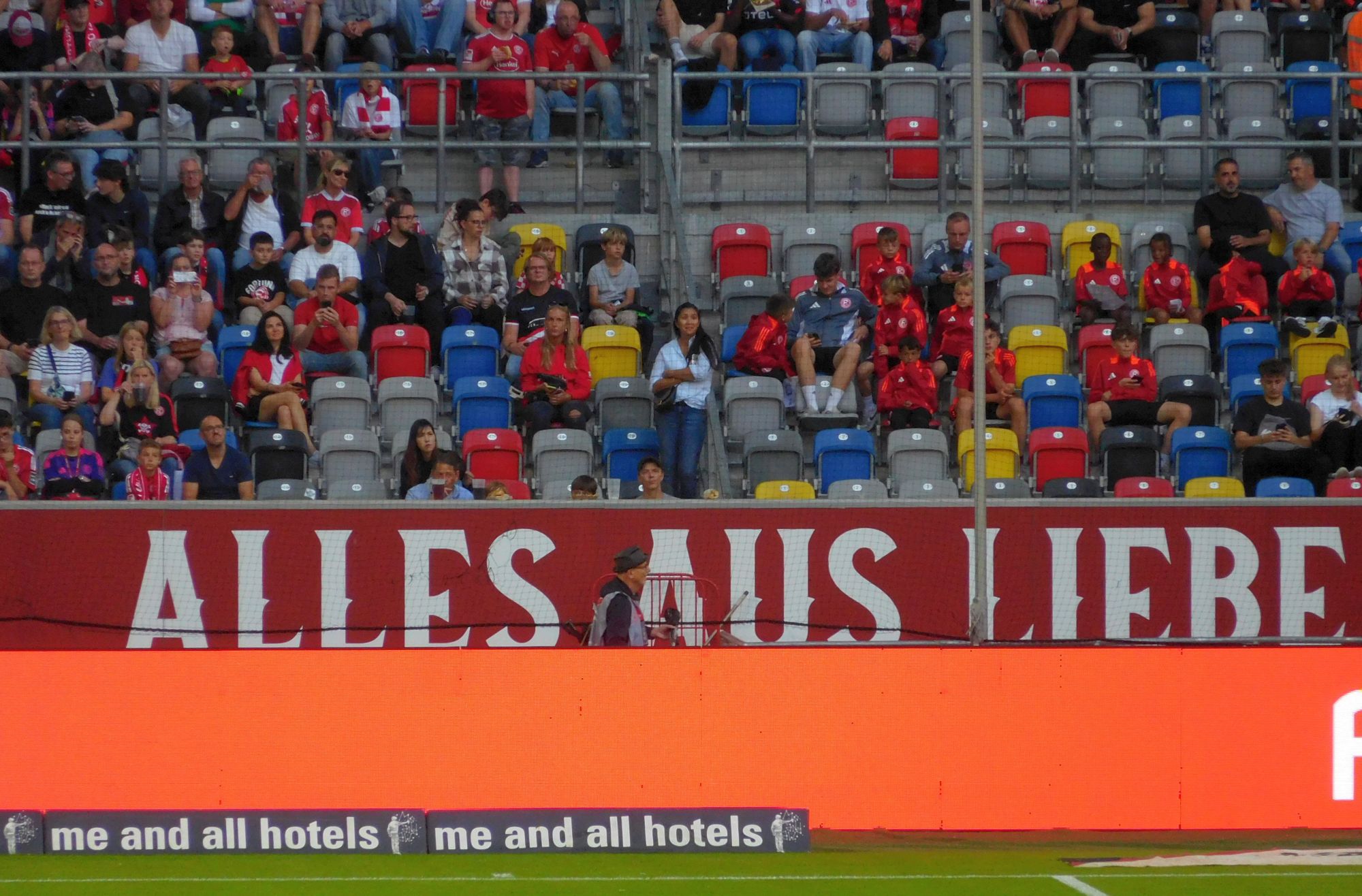 F95 vs Hannover: Alles aus Liebe - was sonst?(Foto: FP)