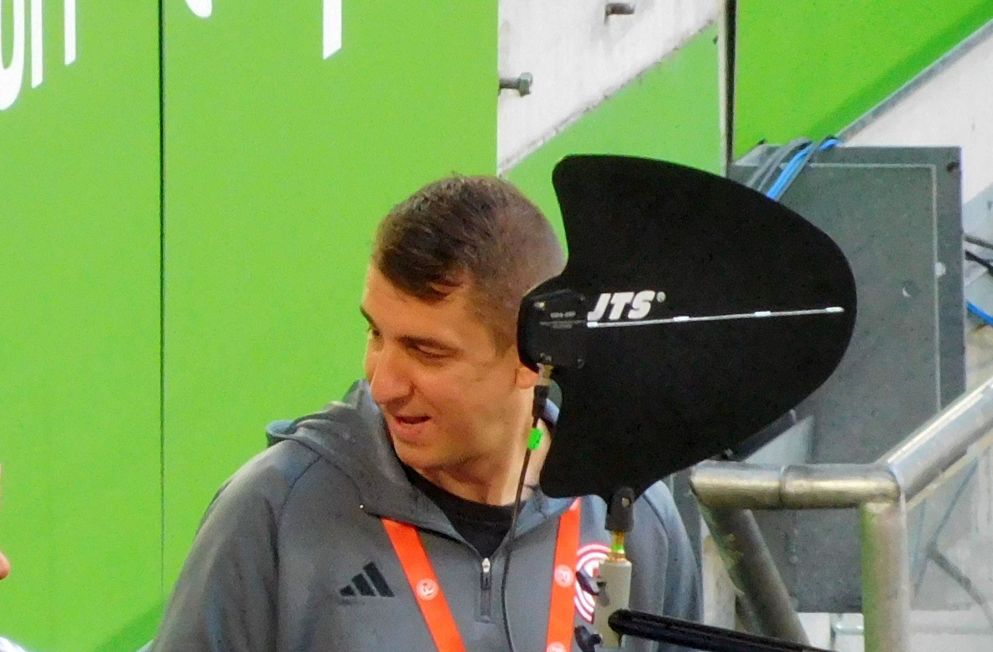 F95 vs KSC: Der neue Stadion-DJ JayJay bei der Arbeit (Foto: FP)