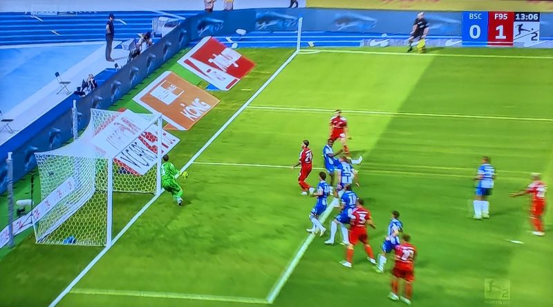 Hertha vs F95: Das wunderbare 1:0 durch Dawid Kownacki (Screenshot Sky)