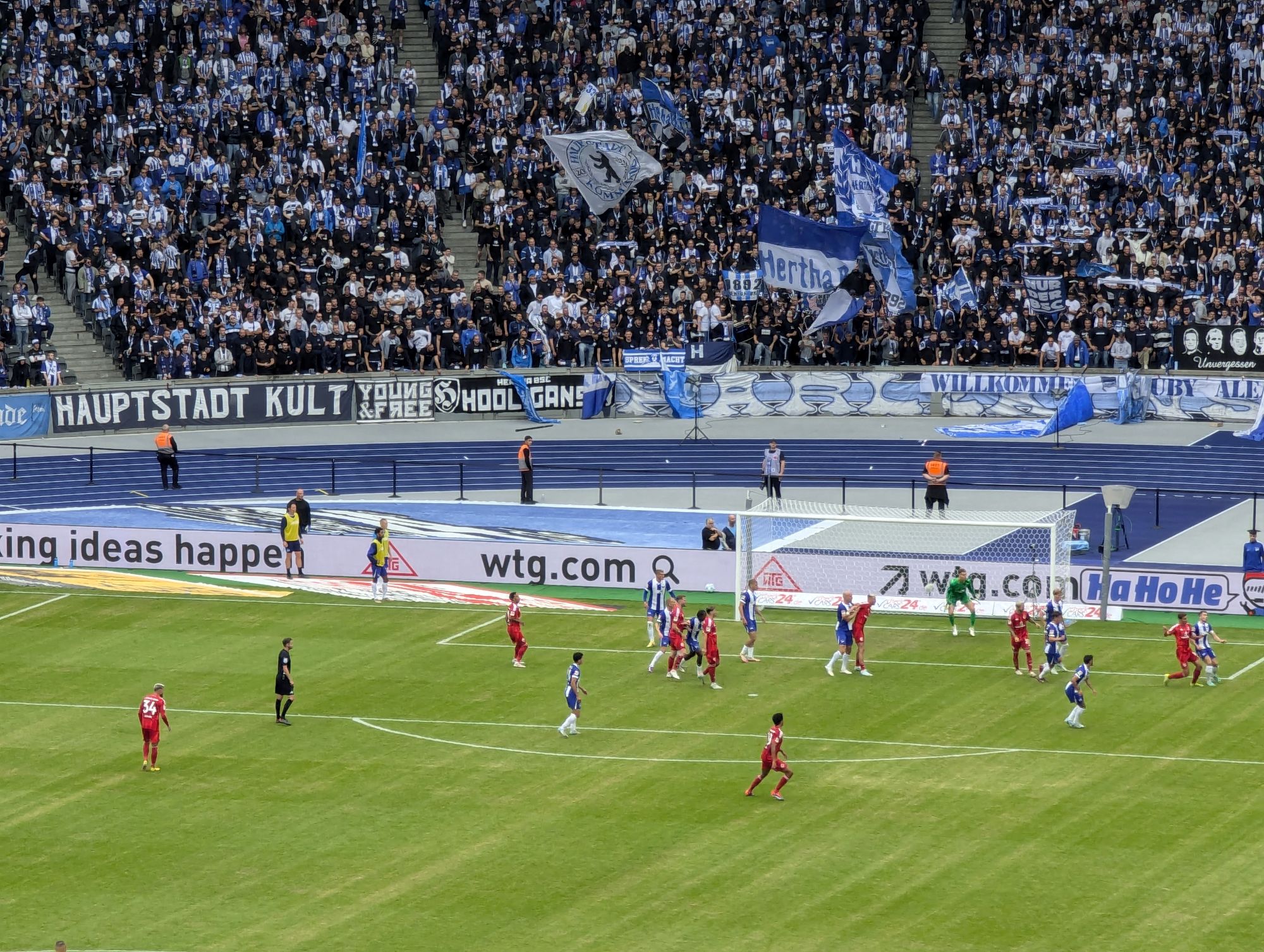 Hertha vs F95: Gefährliche Ecke, die nichts einbringt (Foto: FP)