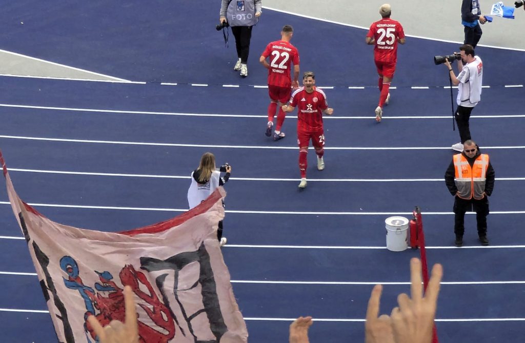 Hertha vs F95: Dawid Kownacki feiert sein Tor zum 1:0 (Foto: FP)