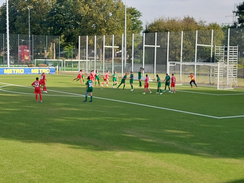 F95-Frauen vs Solingen 08/10: Das vorhersehbare 5:0 (Foto: Lucia)