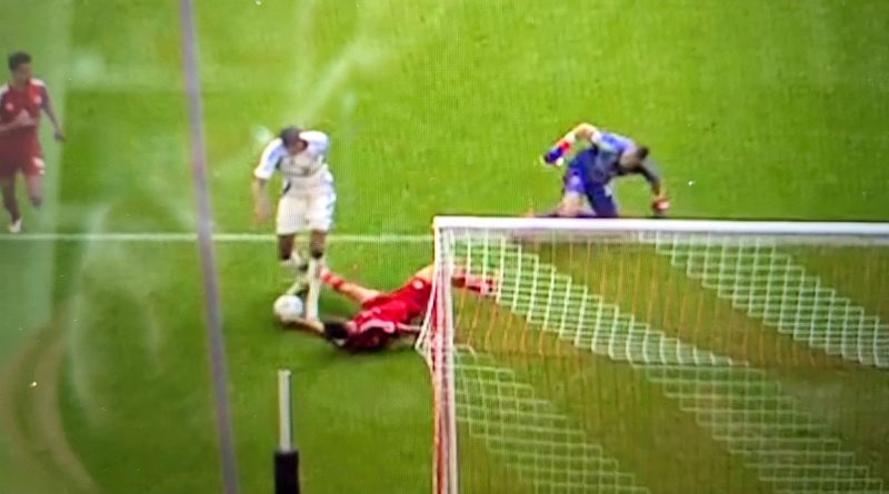F95 vs HSV: Das Handspiel des Todes (Screenshot Sky)