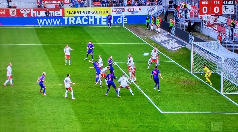 Regensburg vs F95: Tim Oberdorf köpft das 1:0 (Screenshot Sky)