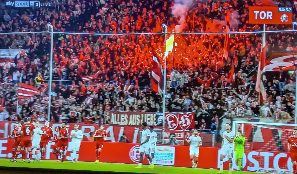 F95 vs K'lautern: Jubel nach dem Ausgleich (Screenshot Sky)