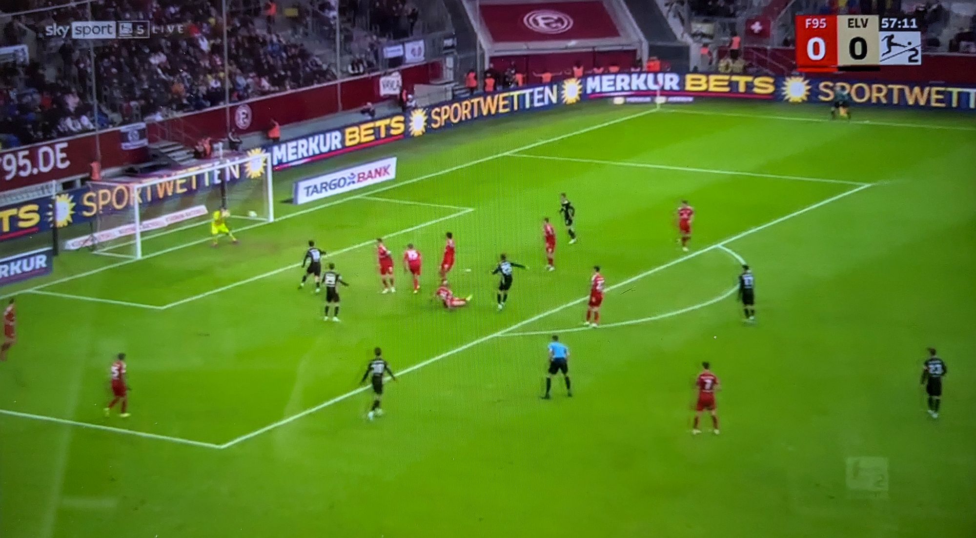 F95 vs ELV: Zwei individuelle Fehler vor dem 0:1 (Screenshot Sky)