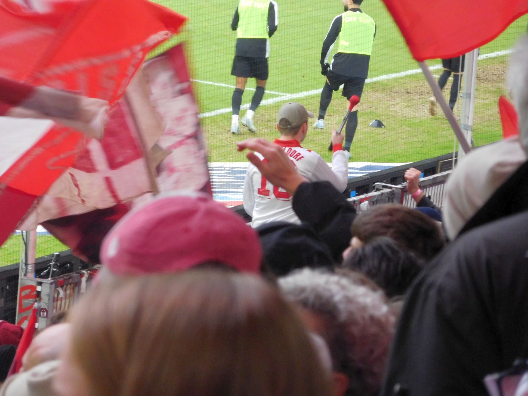 F95 vs ELV: Auch engagiertes Trommeln hat nicht geholfen (Foto: FP)